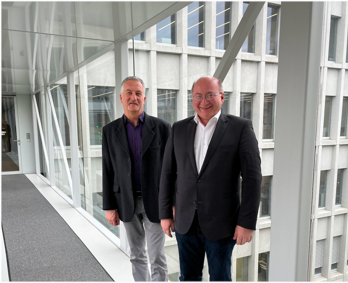 Amtsleiter Harald Lämmle, Jobcenter Biberach (rechts), und Amtsleiter Joachim Schwarzfischer, Jobcenter Tuttlingen (links)