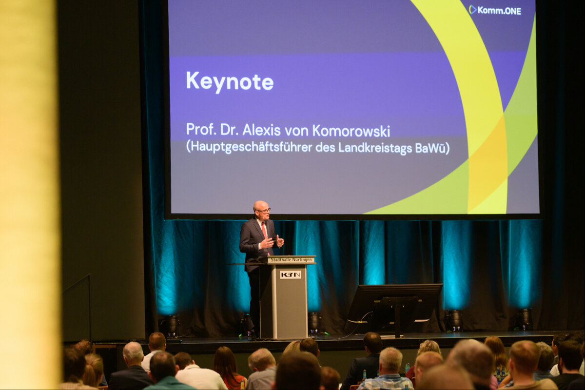 Keynote von Prof. Dr. Alexis von Komorowski, Hauptgeschäftsführer des Landkreistags Baden-Württemberg
