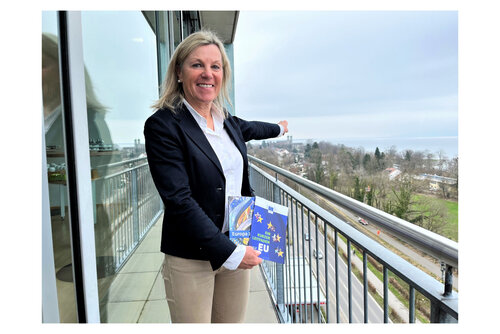 Gudrun Homburger, Europabeauftragte des Bodenseekreises, hat vom Landratsamt in Friedrichshafen aus die gesamte Vierländerregion Bodensee im Blick.