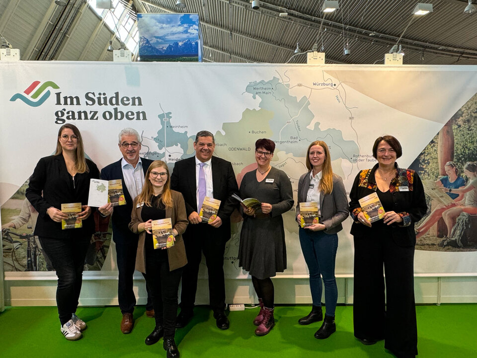 V.l.n.r.: Manuela Laritz (Hohenlohe + Schwäbisch Hall Tourismus), Bernhard Mosandl (Tourimia Tourismus GmbH), Tina Last (Touristikgemeinschaft Odenwald), Sven Dell (Tourismusverband Liebliches Taubertal), Tanja Seegelke (Touristikgemeinschaft Heilbronner Land), Sarah Schmidt Touristikgemeinschaft Hohenlohe), Beate Otto (Rhein-Neckar-Kreis)   