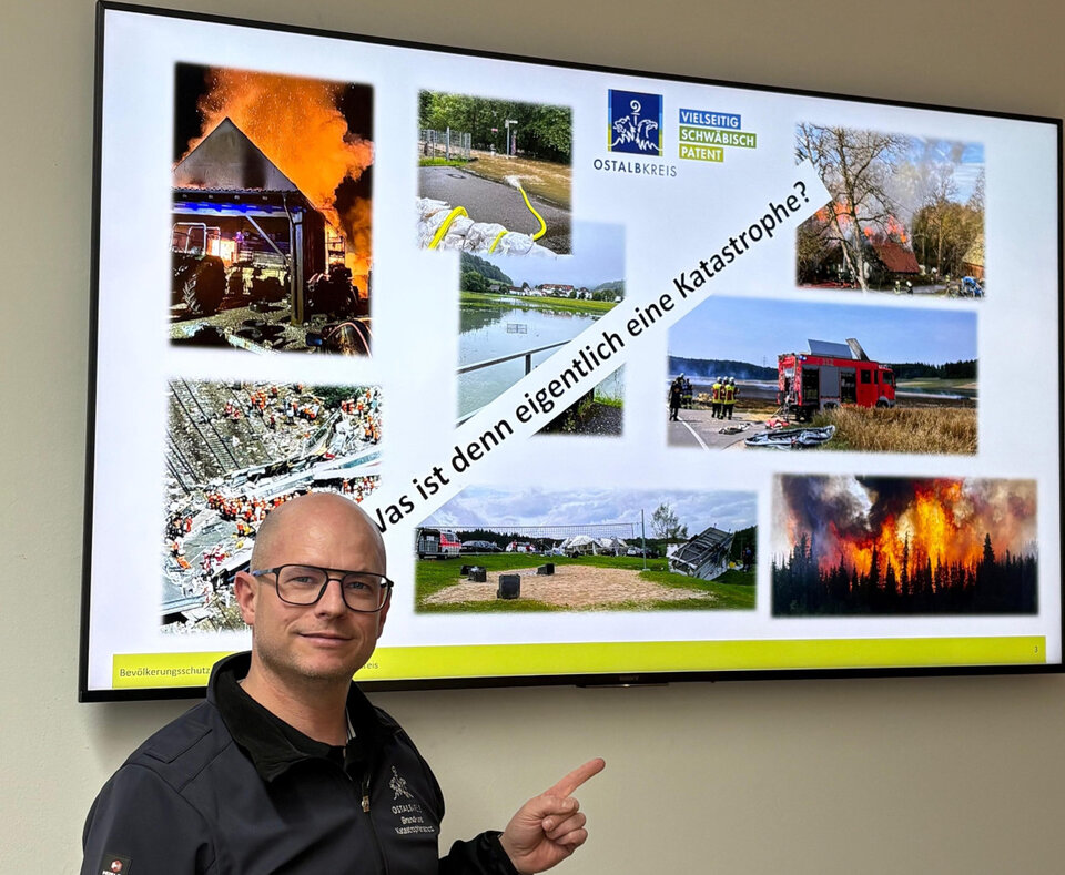 Frank Abele ist Sachgebietsleiter im Bereich Brand- und Katastrophenschutz des Landratsamts Ostalbkreis. Im Rahmen des gemeinsam von Landkreis, Stadt Aalen und Hochschule angebotenen Studium Regionale informierte er am 21.01.2026 über Brand- und Katastrophenschutz im Ostalbkreis.