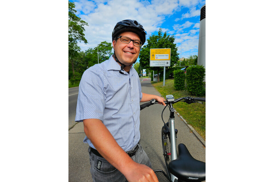 Stefan Haufs organisiert im Landratsamt für den Bodenseekreis das Stadtradeln. Er lädt alle Radl-Begeisterten im Landkreis ein, bei der Aktion mitzumachen und fleißig Kilometer zu sammeln.